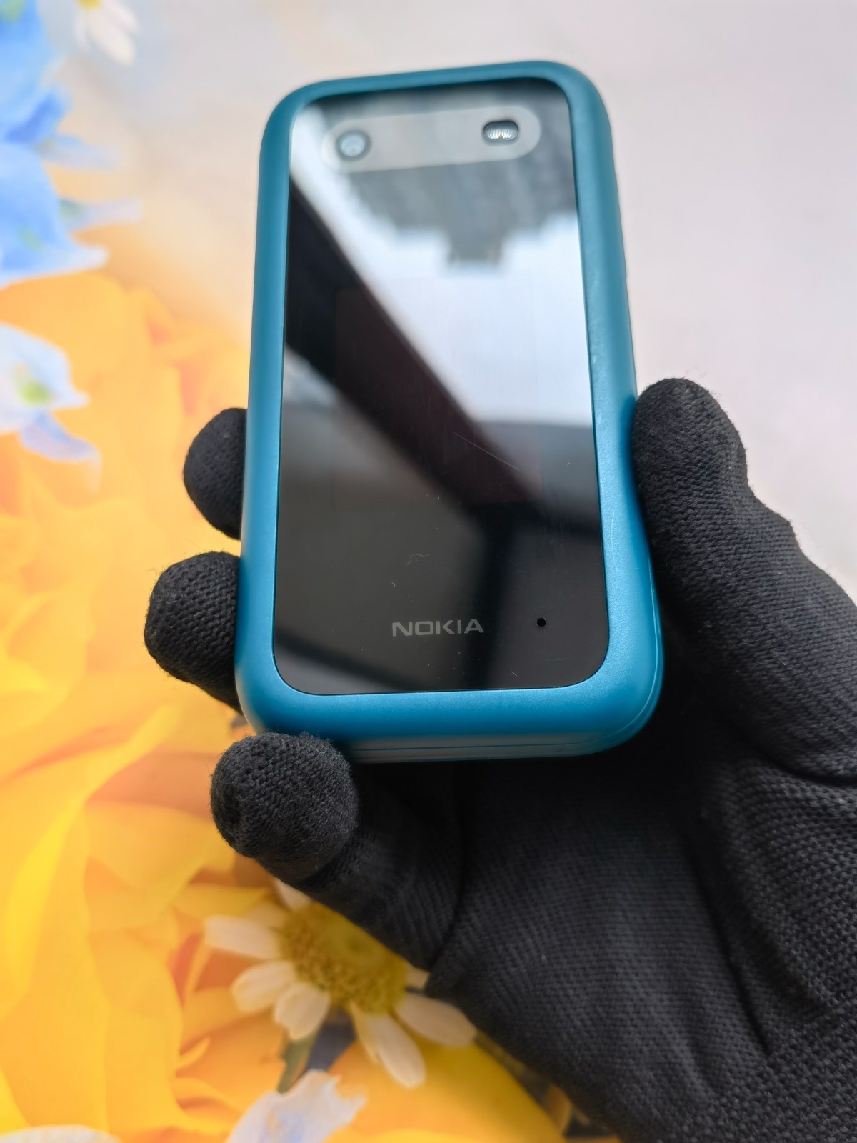 Unlocked Nokia 2780 Flip Big Keyboat 4G LTE WIFI 4GB 512MB Phone 2.7″ WIFI