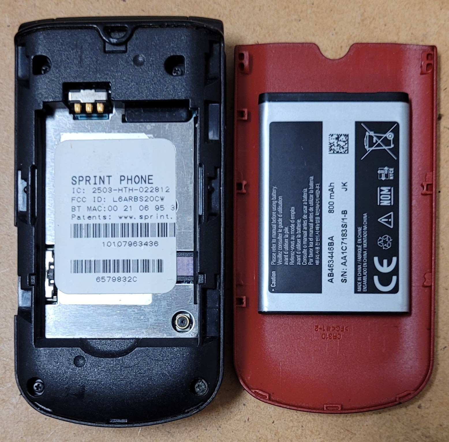 Samsung Byline SCH-R310 – Red and Black ( MetroPCS ) Super Rare CDMA Flip Phone