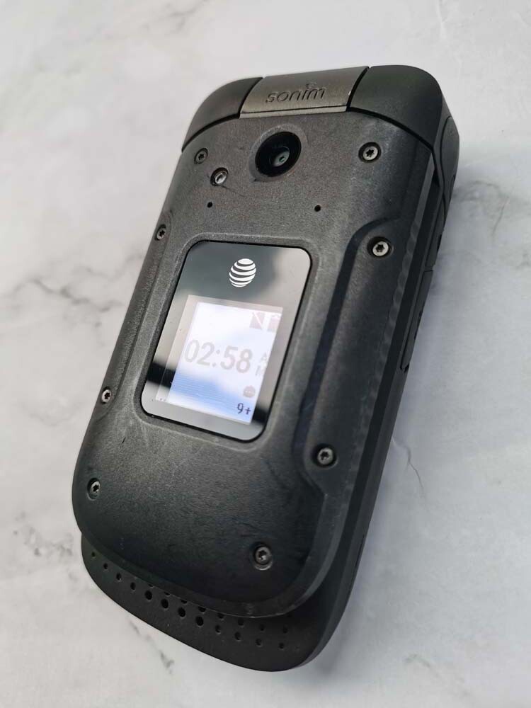 Unlocked Sonim XP3 XP3800 – Black 4G 1+8GB VERIZON LTE rugged Flip Phone Used