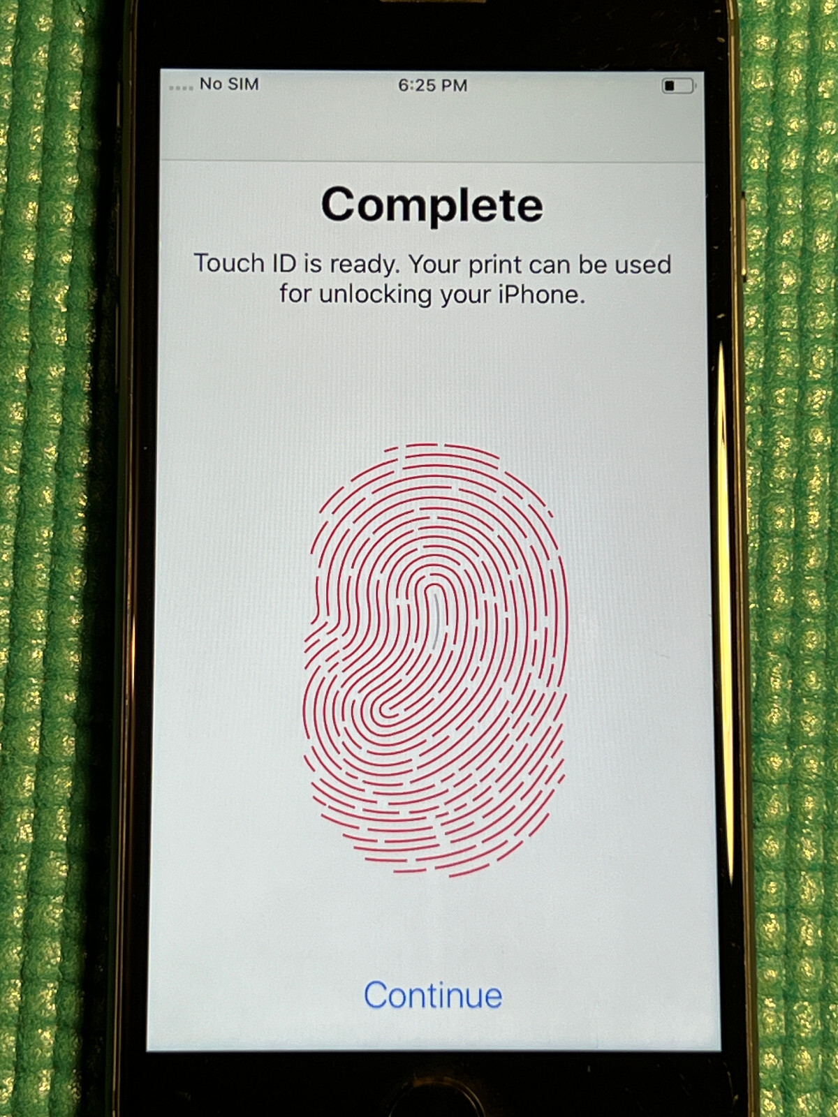 Apple iPhone 8 – 256GB – Space Gray (Unlocked) A1863 (CDMA + GSM)