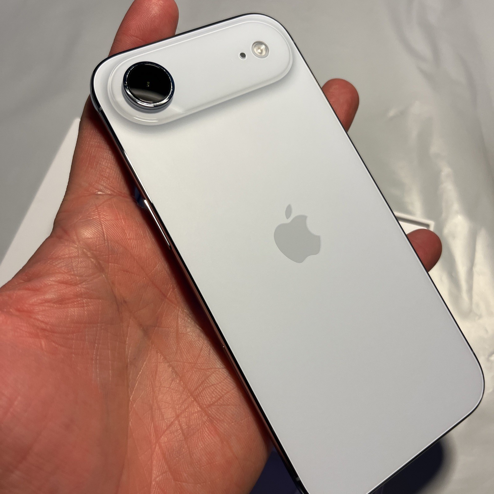 Apple iPhone 17 Air – 256GB (Unlocked) In Box – Amazing Condition (#624)