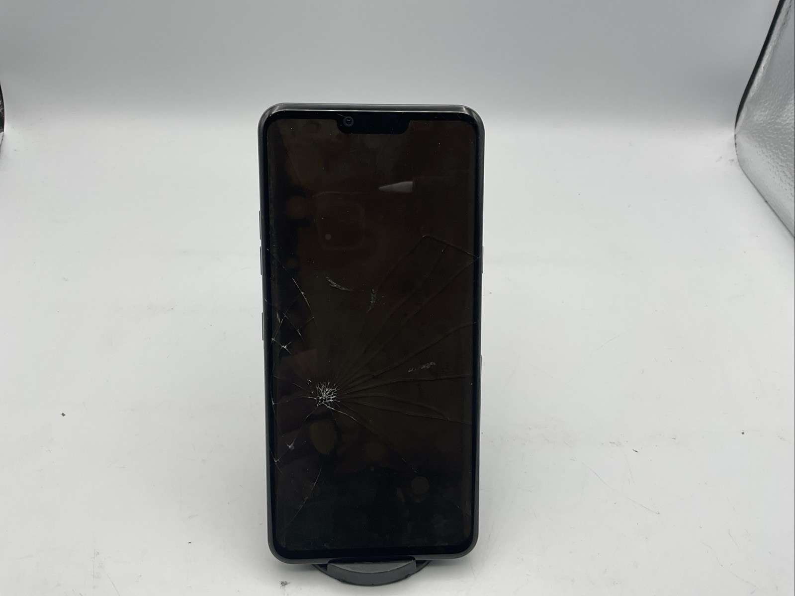 LG G8 ThinQ LM-G820UMP Aurora Black For Parts Only AT&T 7377