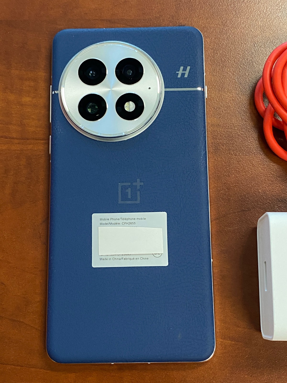 OnePlus 13 – 16GB +512 GB – Unlocked – US version (Open Box)