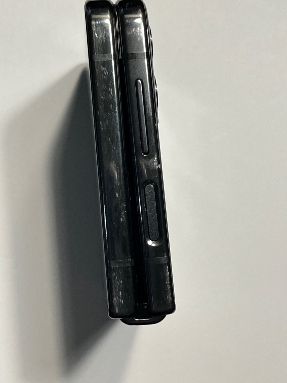 Samsung Galaxy Z Flip4 SM-F721U1 256GB Unlocked Graphite