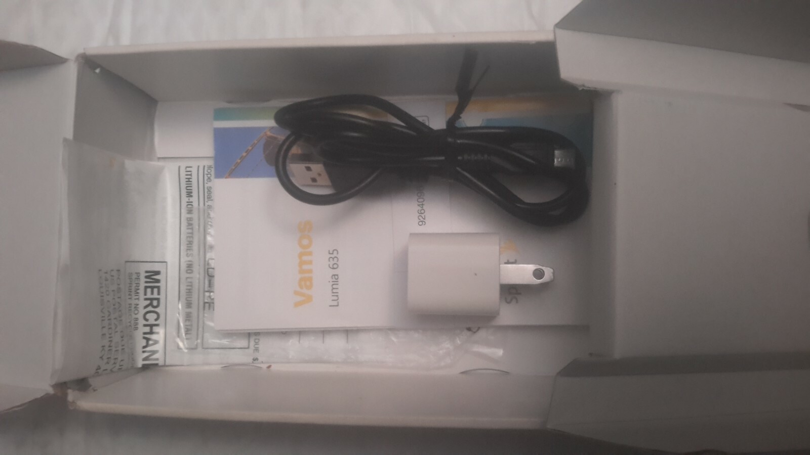 SPRINT NOKIA LUMIA 635 BLUE WINDOWS SMART CELL phone pro owed nice condition.
