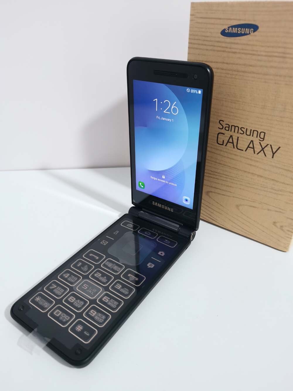 Samsung Galaxy Folder2 SM-G160N SM-G1650W Android 16GB Unlocked Good Condition