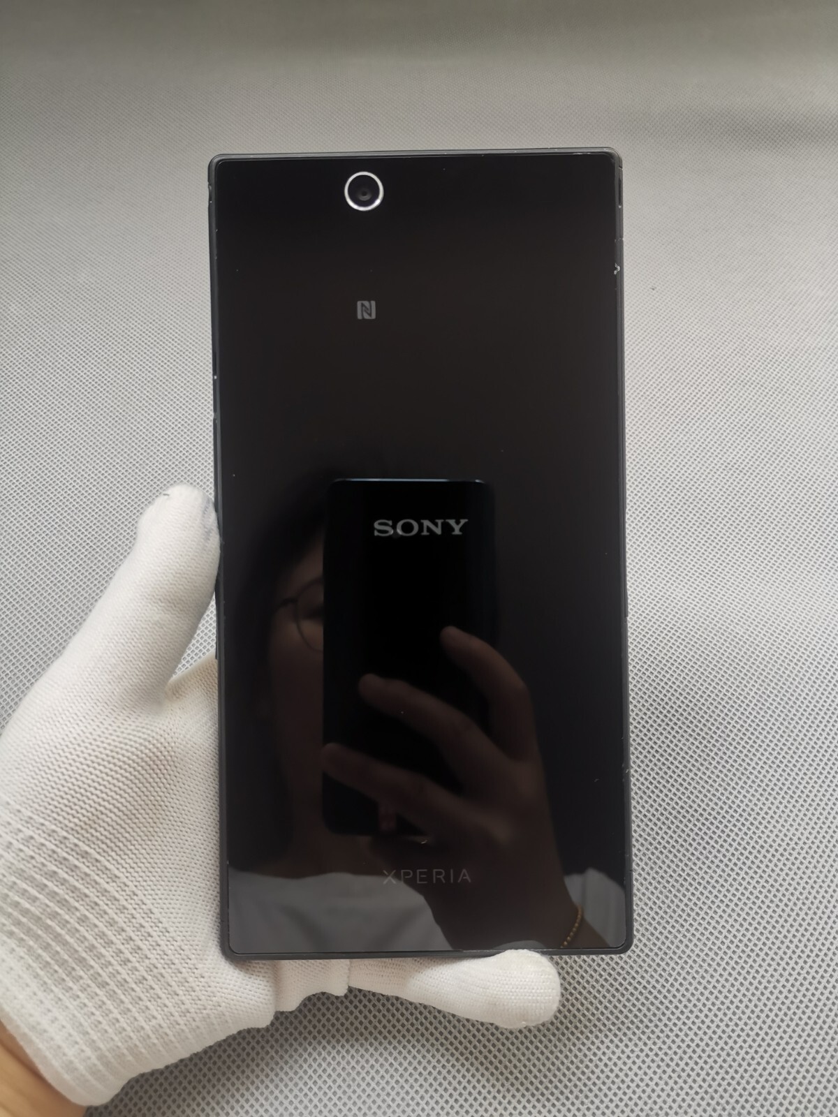 Excellent Sony Xperia Z Ultra C6833 16GB 6.4″ Black (Unlocked) 4G Smartphone