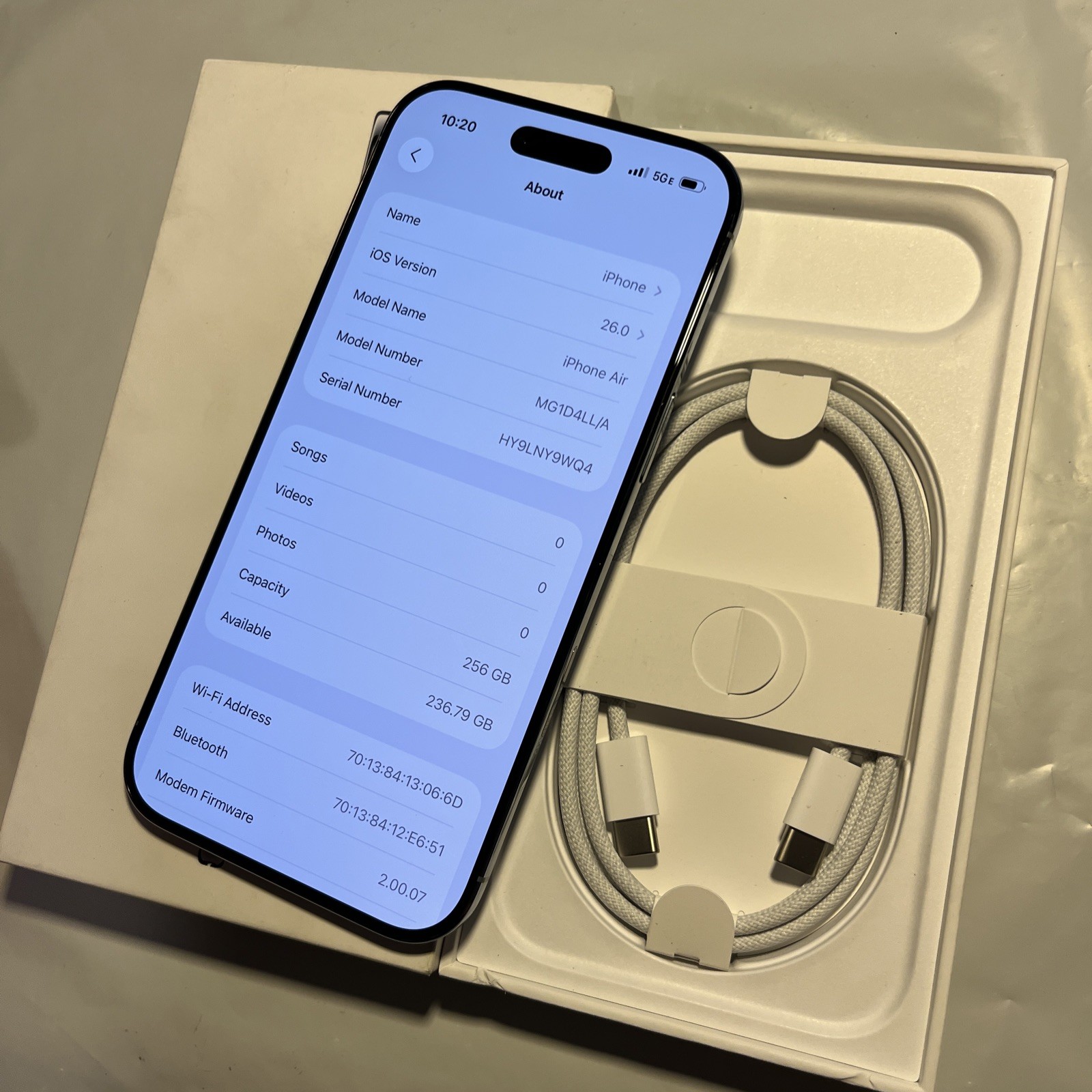 Apple iPhone 17 Air – 256GB (CRICKET ONLY) In Box – Amazing Condition (#634)