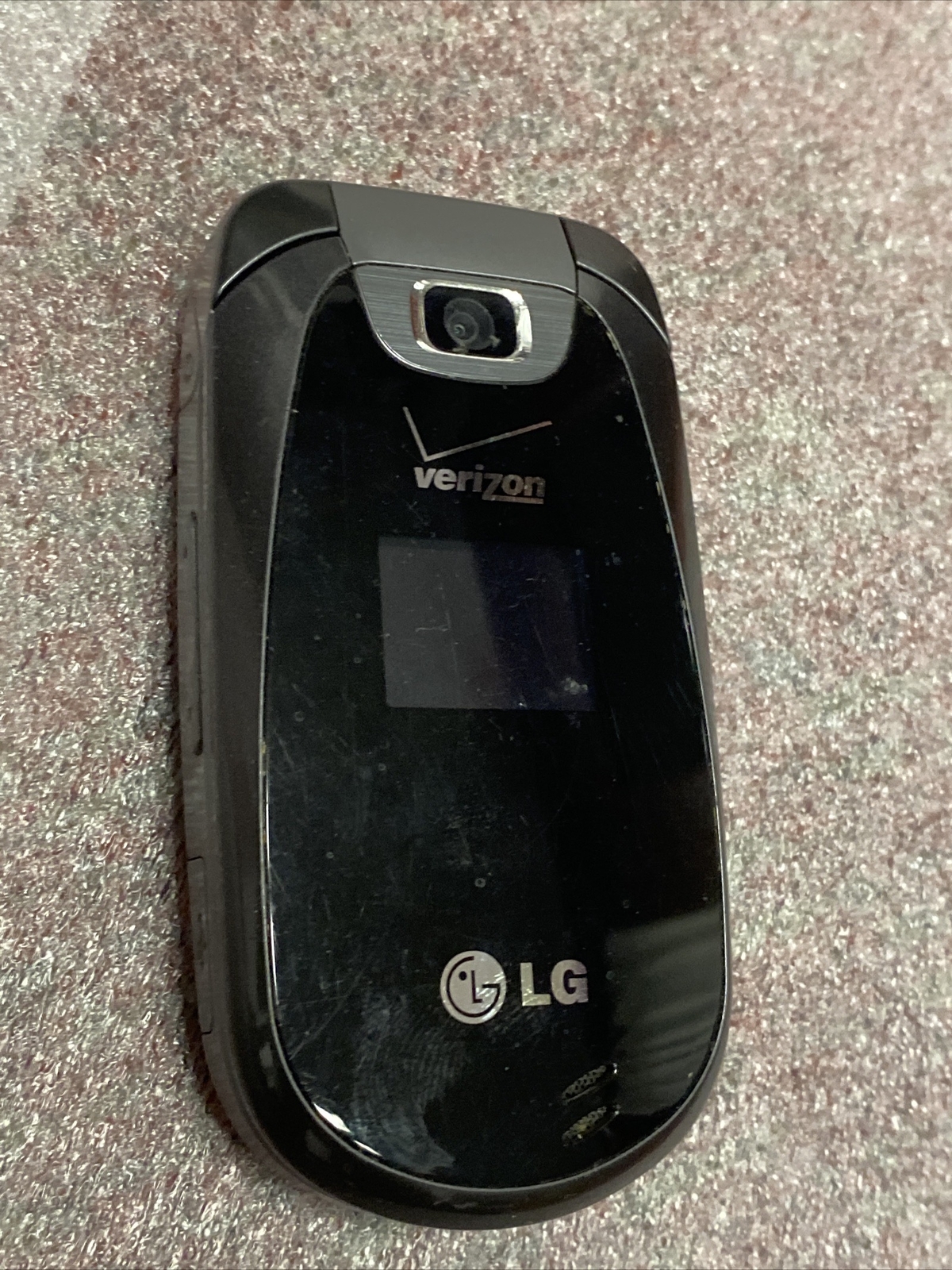 LG VN150 PP Gray/Black (Verizon) Cellular Phone