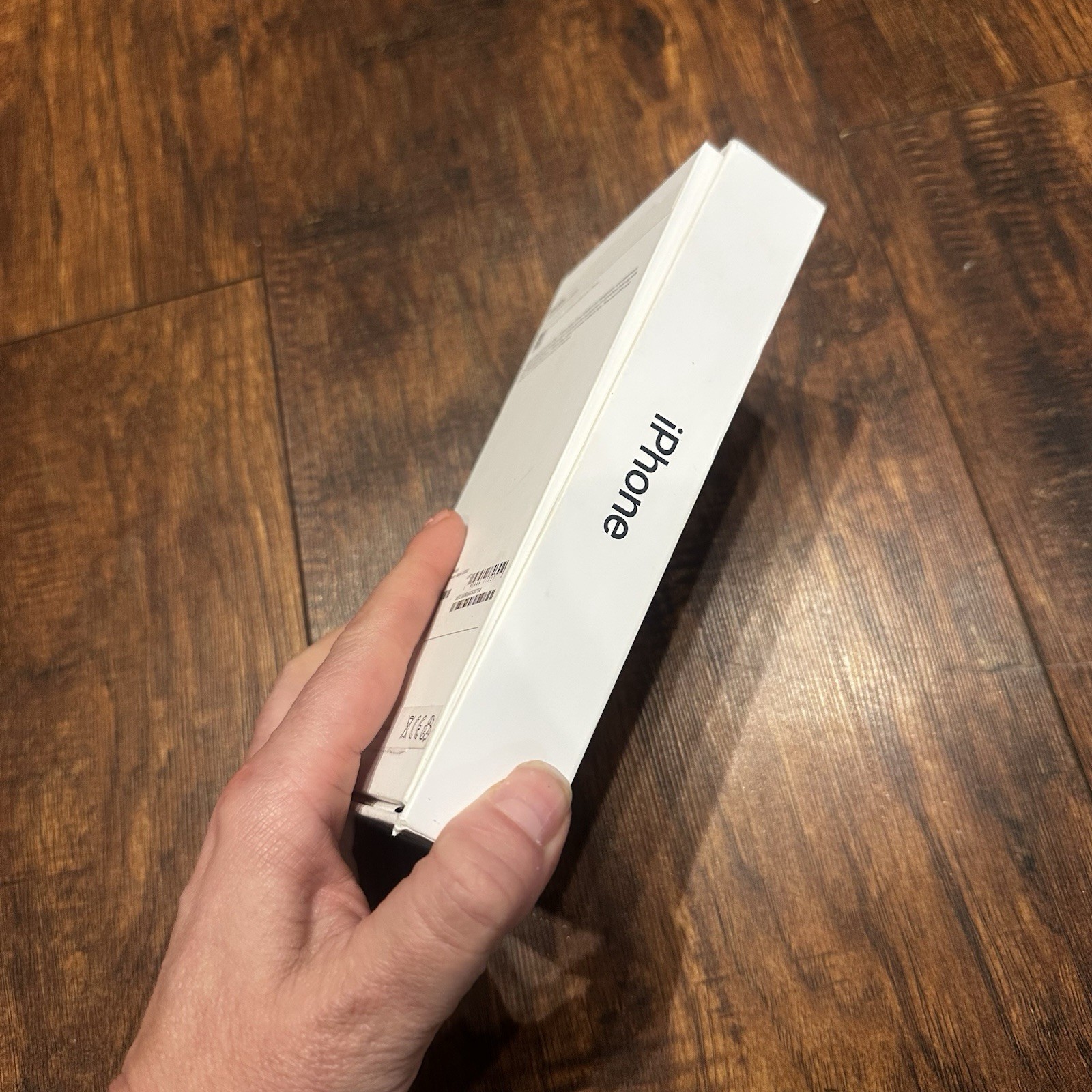 Apple iPhone 16 Pro 256GB Unlocked Natural Titanium – 95% Battery Box Included