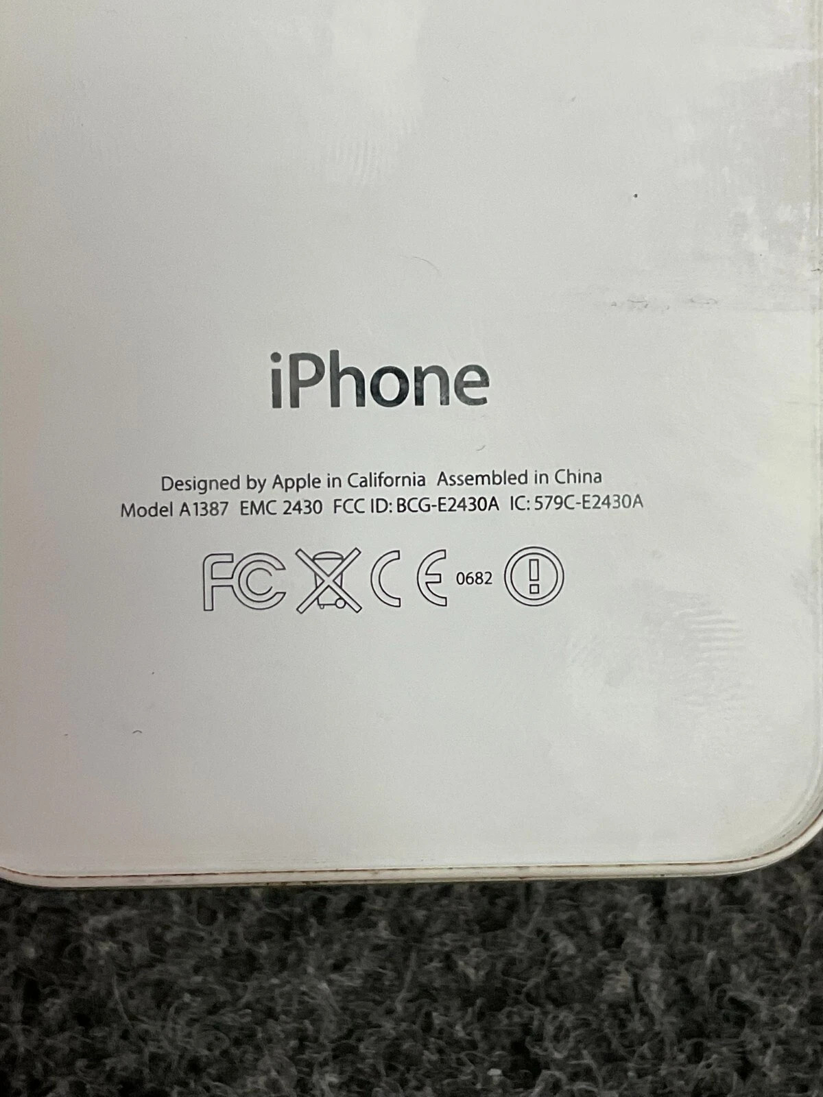 Apple iPod A1318 64GB 3rd Gen & iPhone 4S Combo Pack Used