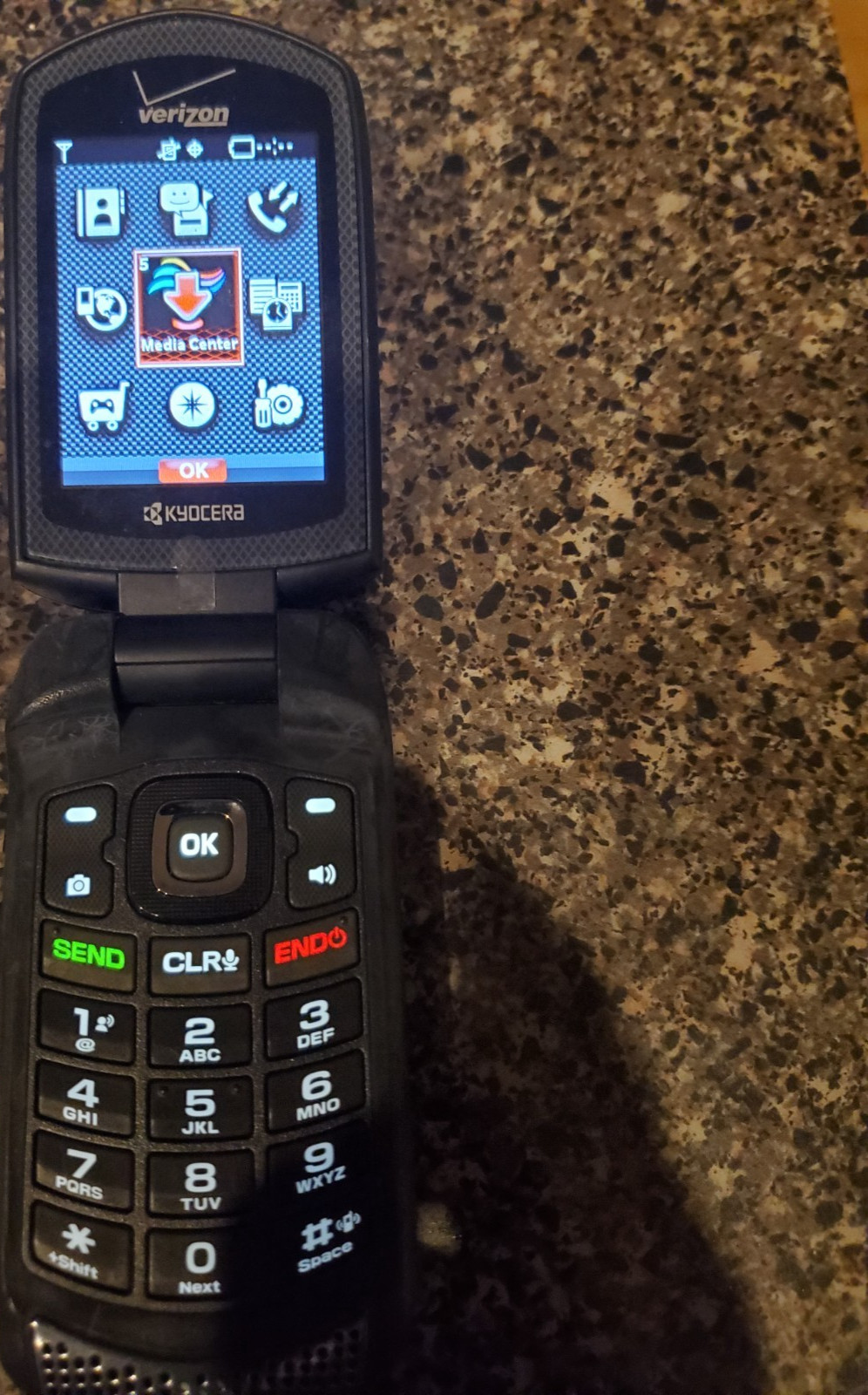 Kyocera DuraXV E4520PTT Rugged GPS Waterproof Cell Phone Verizon