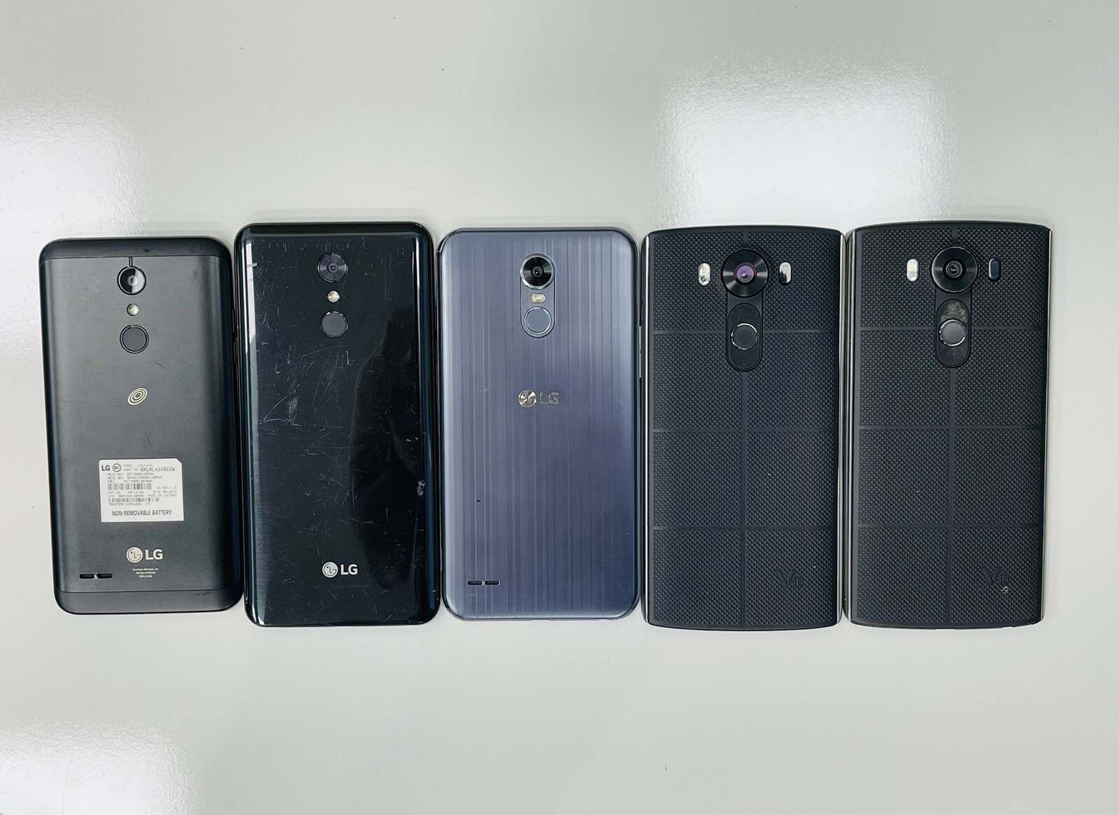 Lot#025 LG Salvage Phones (5pc) ONLY FOR PARTS OR REPAIR AS NO RETURN
