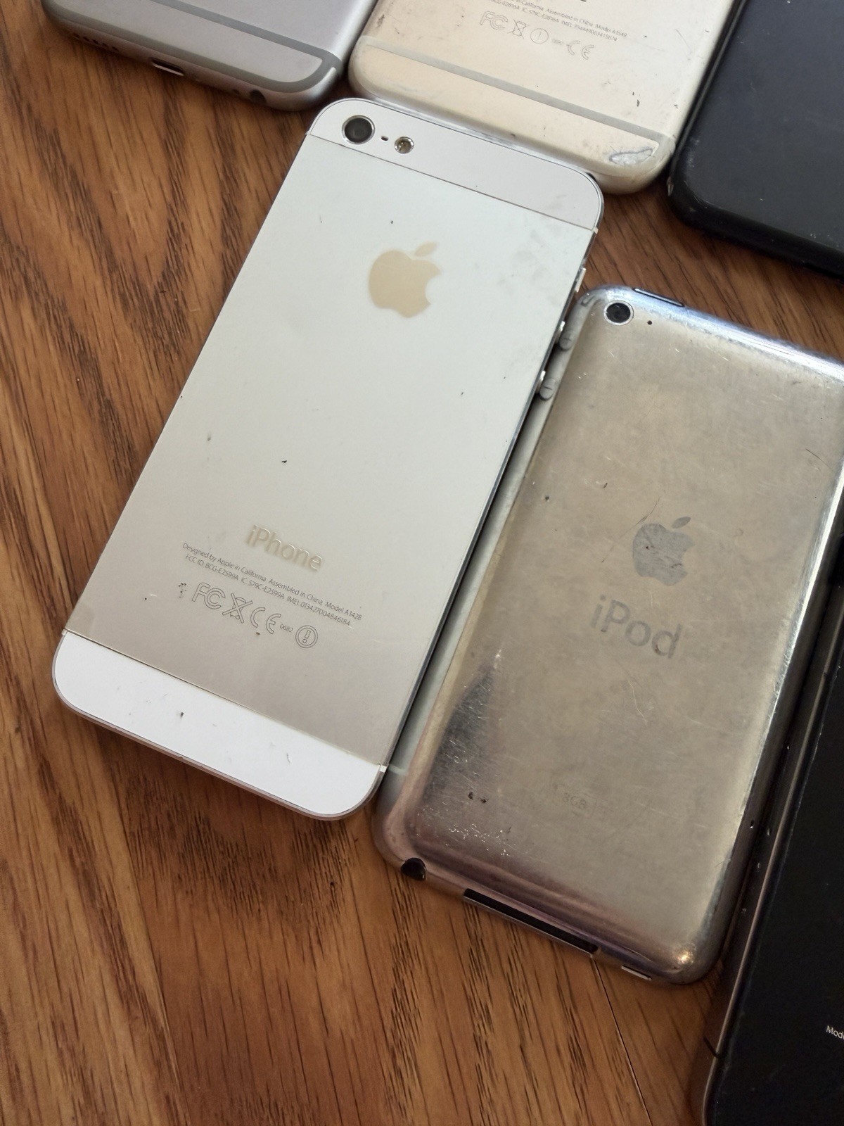 Lot Of Assorted Apple iPhones, Tablets – For Scrap only or PARTS ONLY