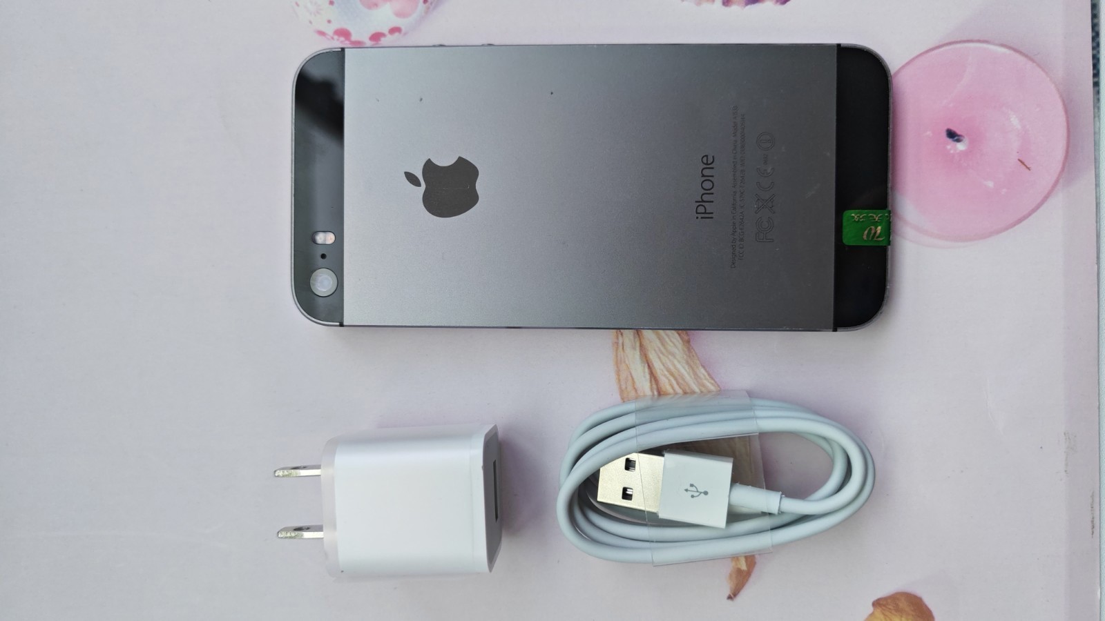 Apple iPhone 5s Unlocked – 16 GB/32 GB/64 GB- Gold Gray Silver 90% N EW