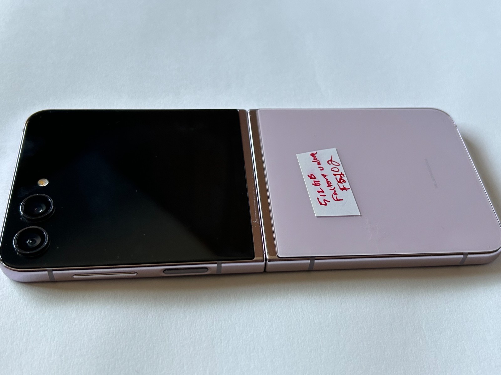 SAMSUNG Galaxy Z Flip5 5G 512GB Pink, Factory Unlocked – Fully Functional