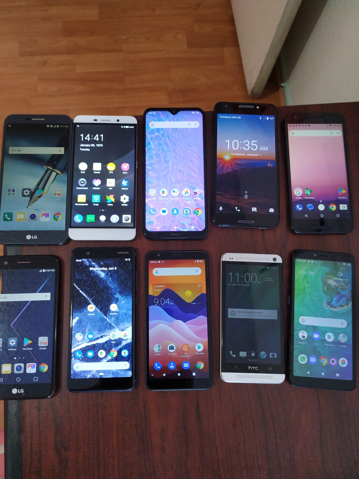 Lot of 10 Mixed Brand LG /hTC/TCL/Nokia and other 32GB Smartphone