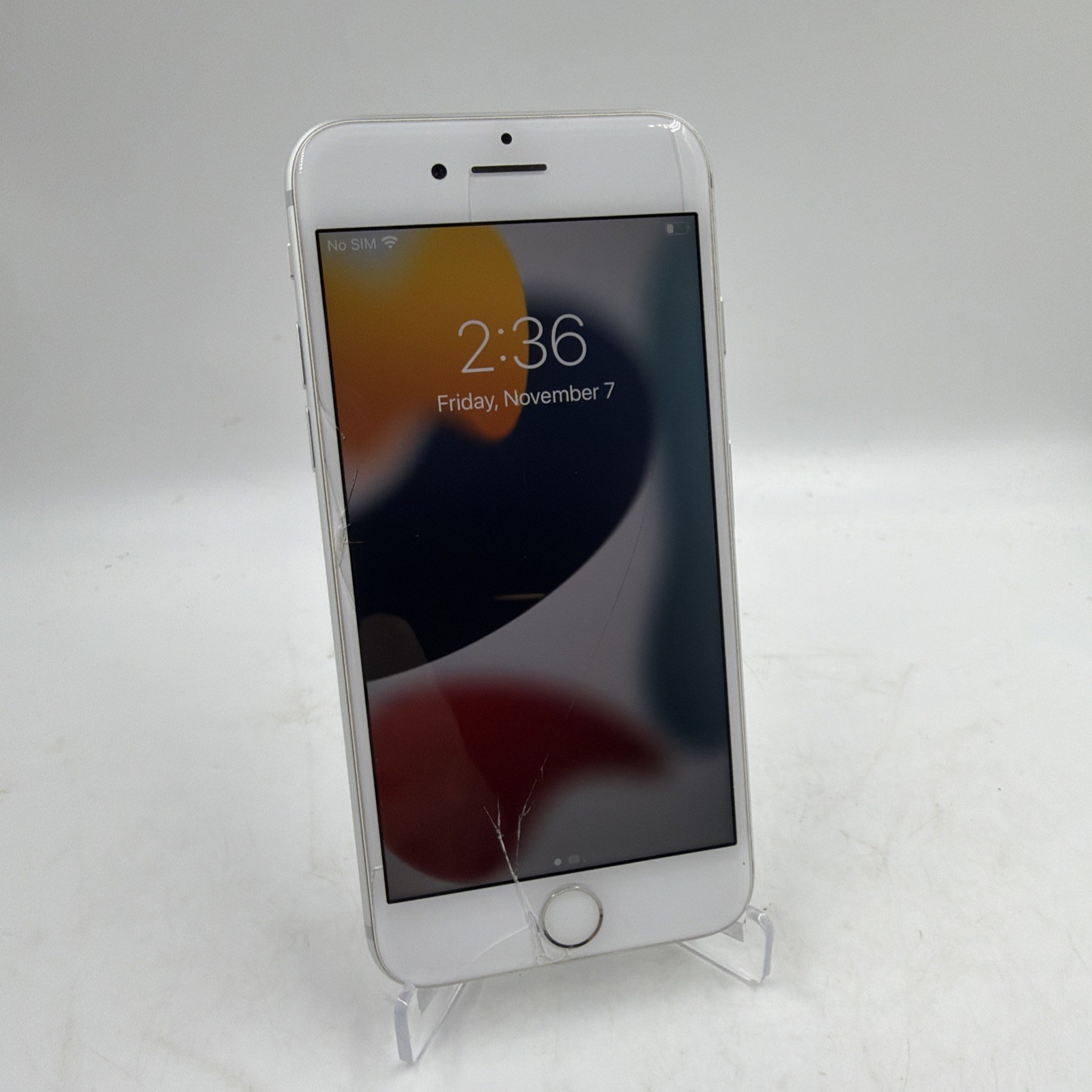 Apple iPhone 7 – 128 GB – Silver – A1660 – Verizon