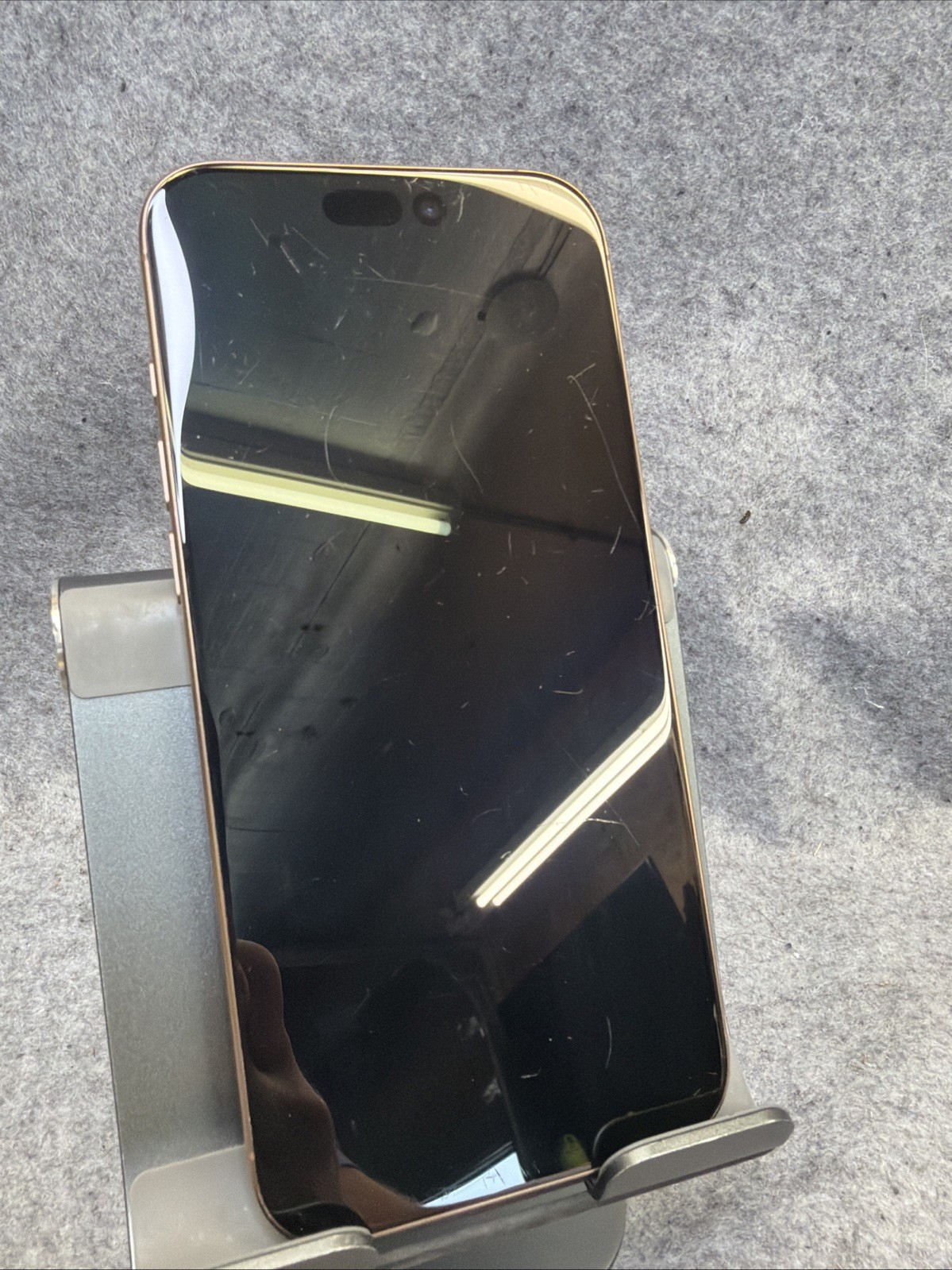 Apple iPhone 16 Pro Max – 256 GB – Desert Titanium Dish Boost See Description