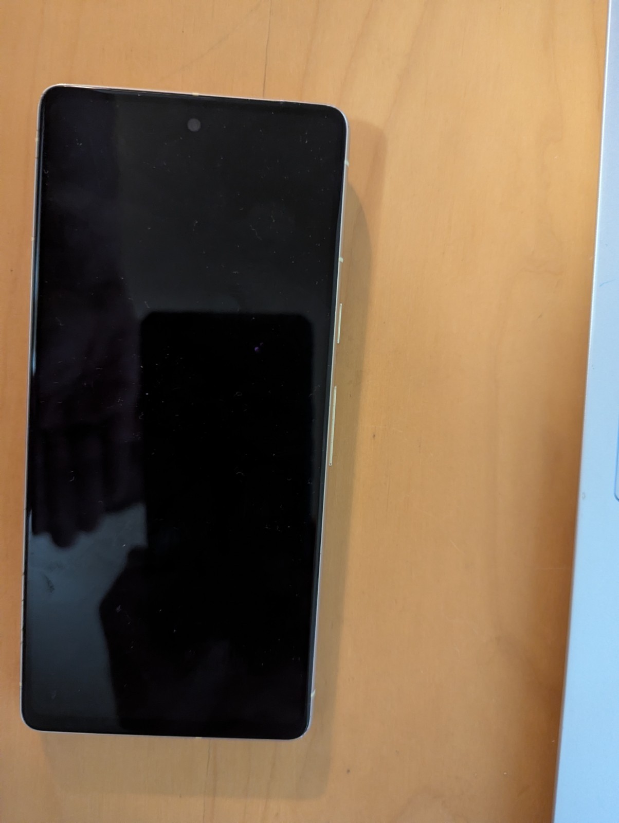 Google Pixel 7 (5G) – 128GB Lemongrass *UNLOCKED* water damage for parts/repair