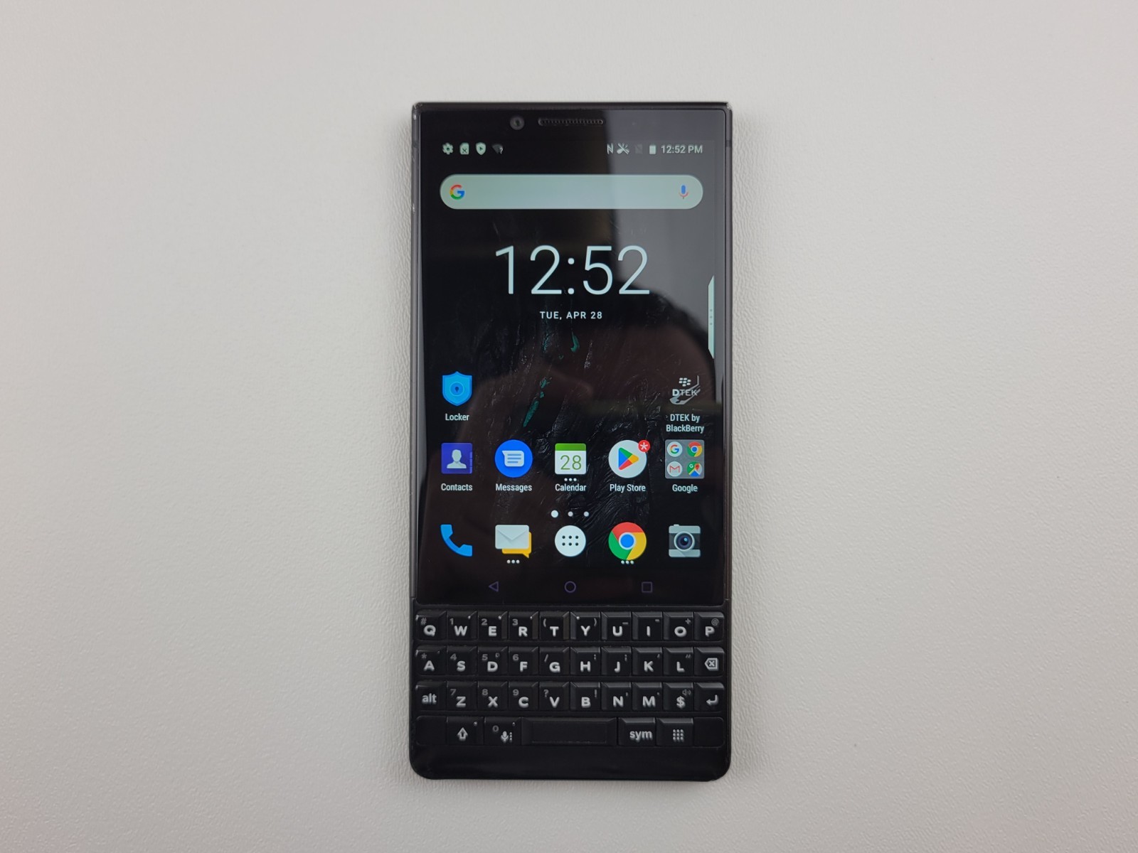 BlackBerry Key2 (BBF100-2) 64GB – Black (GSM Unlocked) – SMALL ISSUE – H7074