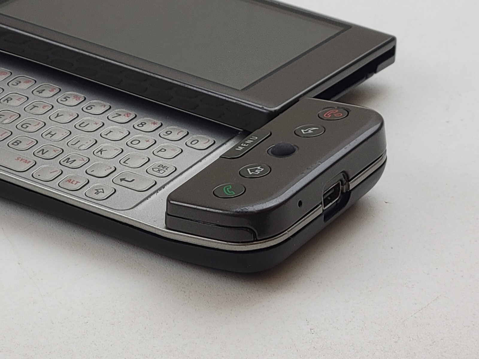HTC Dream Google G1 (DREA100) 128MB (T-Mobile) Black Android Smartphone – J7193