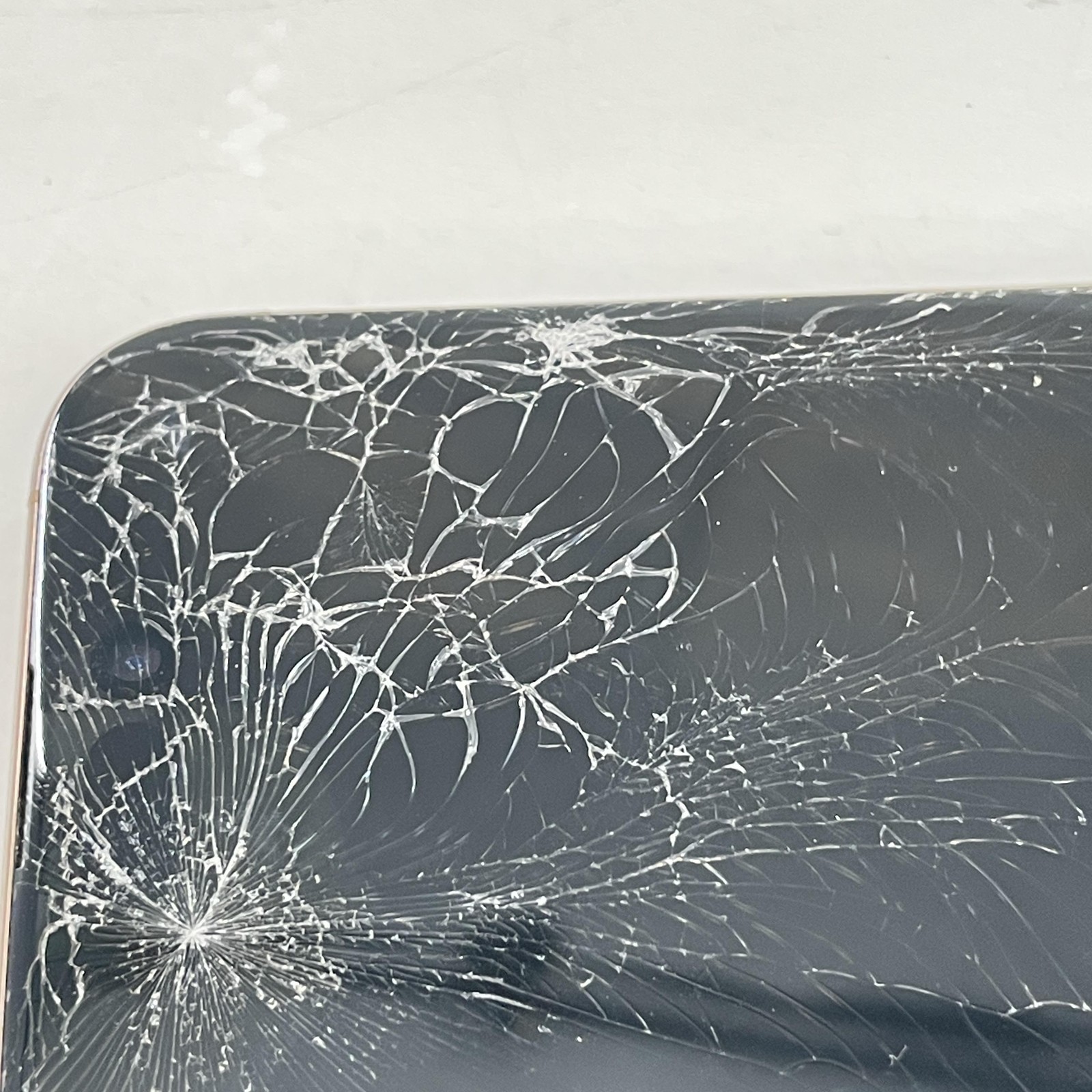 Apple iPhone 16 Pro Desert Titanium 256GB AT&T – Cracked Front/Back w LCD Bleed