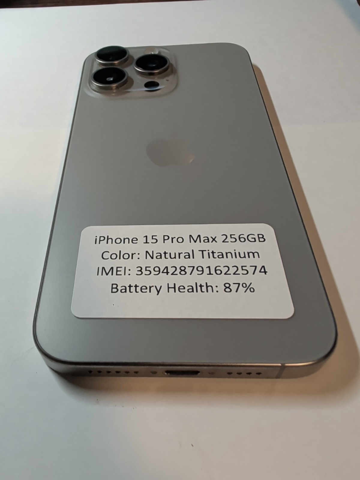 Apple iPhone 15 Pro Max – 256 GB – Natural Titanium (Unlocked)