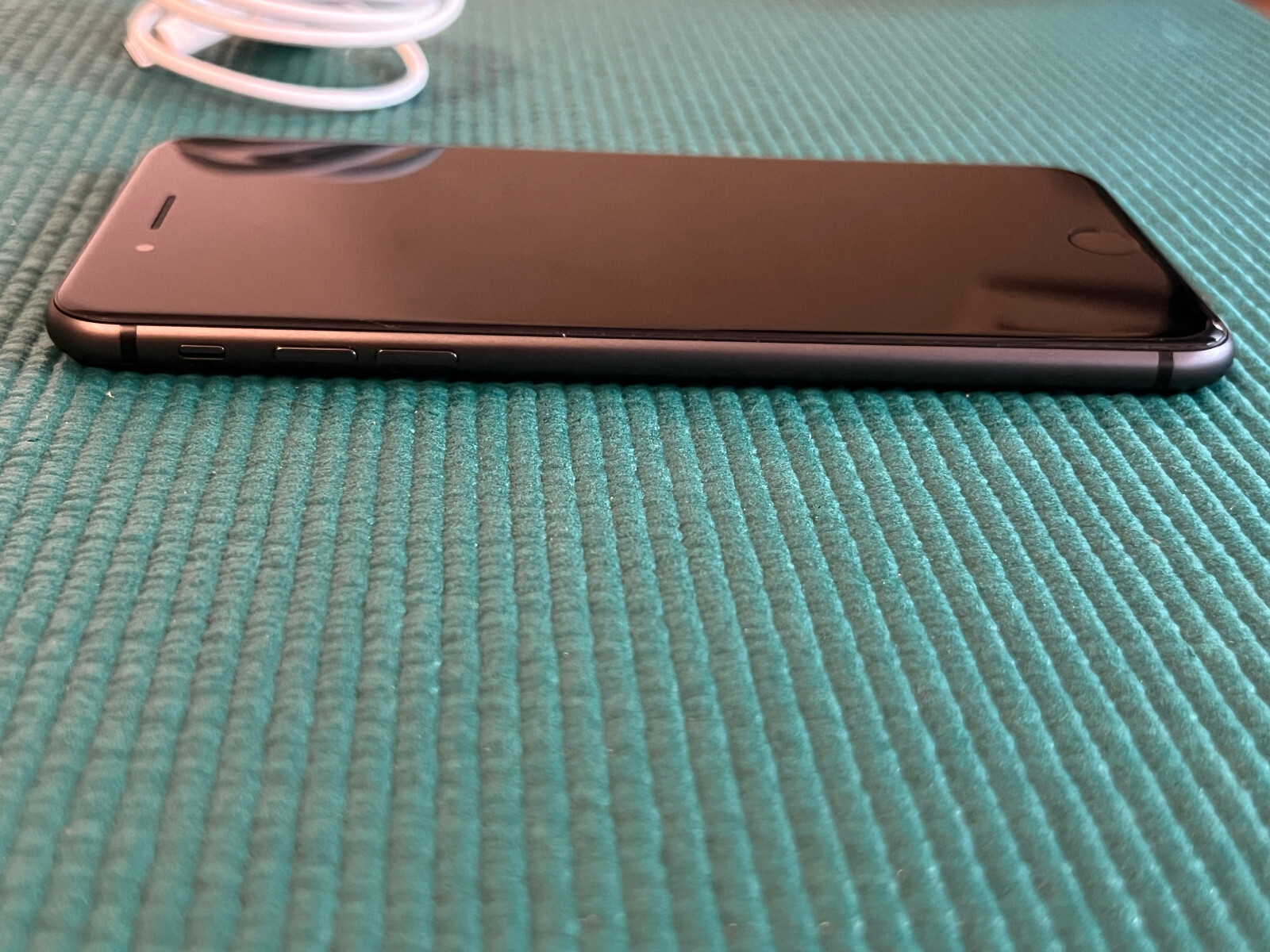 Apple iPhone 8 Plus – 256GB – Black unlocked A1897 (GSM)