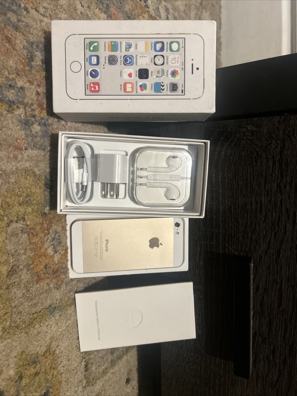 Apple iPhone 5 – 16 GB – Gold (Unlocked)