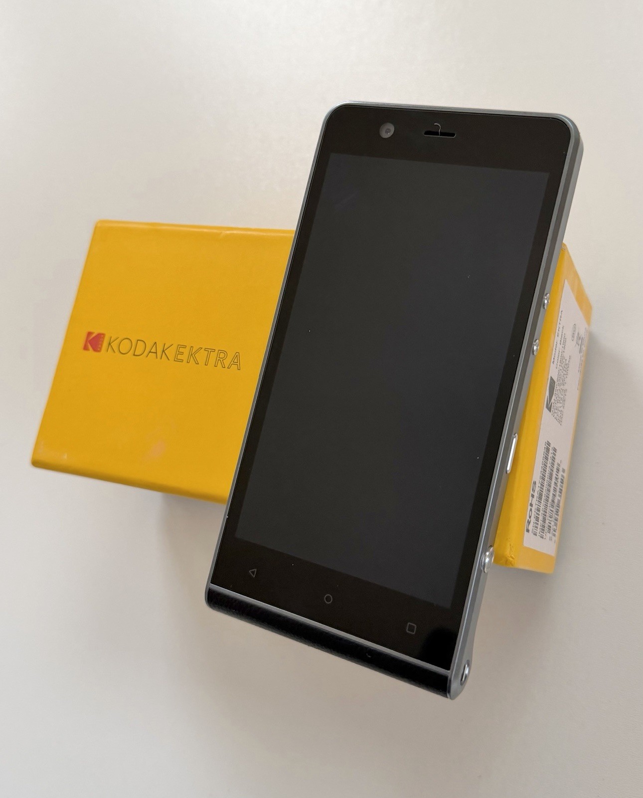 Kodak Ektra 4G LTE 32GB Black Cellular Phone No SIM Card Android New In Box!