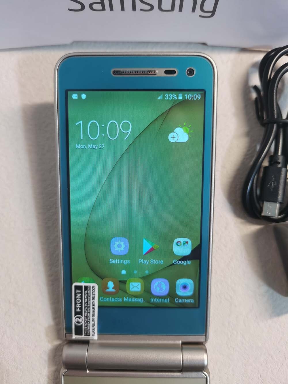 Samsung Galaxy Folder G1600 Dual SIM 16GB Flip SmartPhone (Unlocked )