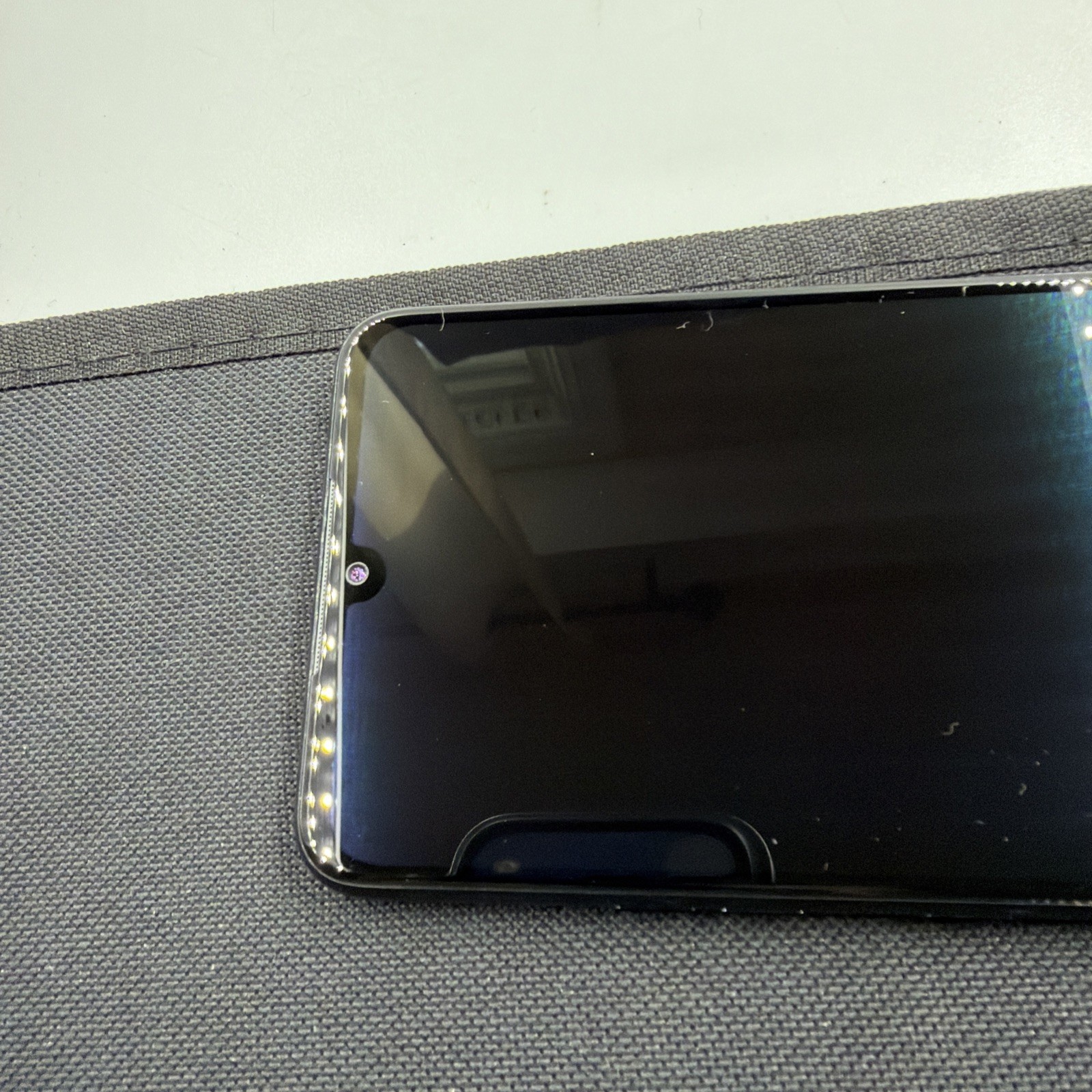 LG G8X ThinQ – 128GB – Aurora Black – AT&T – Fully Functional