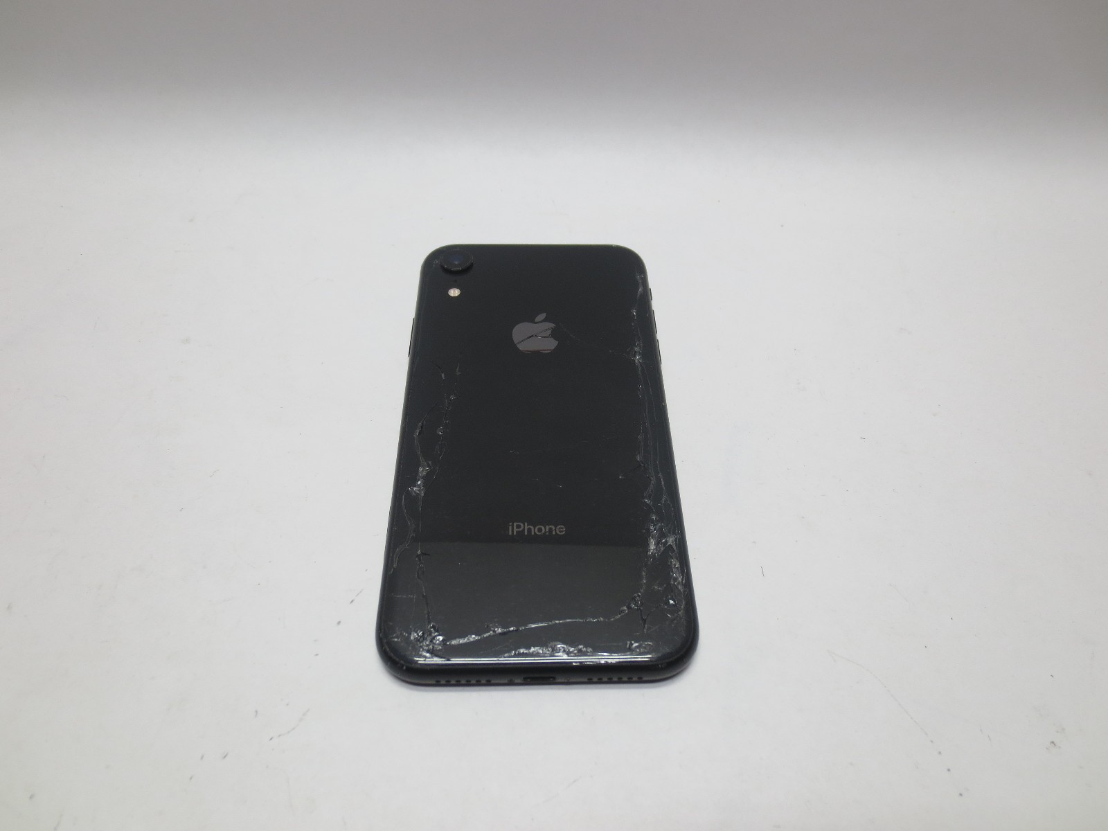 Apple iPhone XR 64GB Space Gray A1984 Unlocked Any Carrier – #95 **READ**