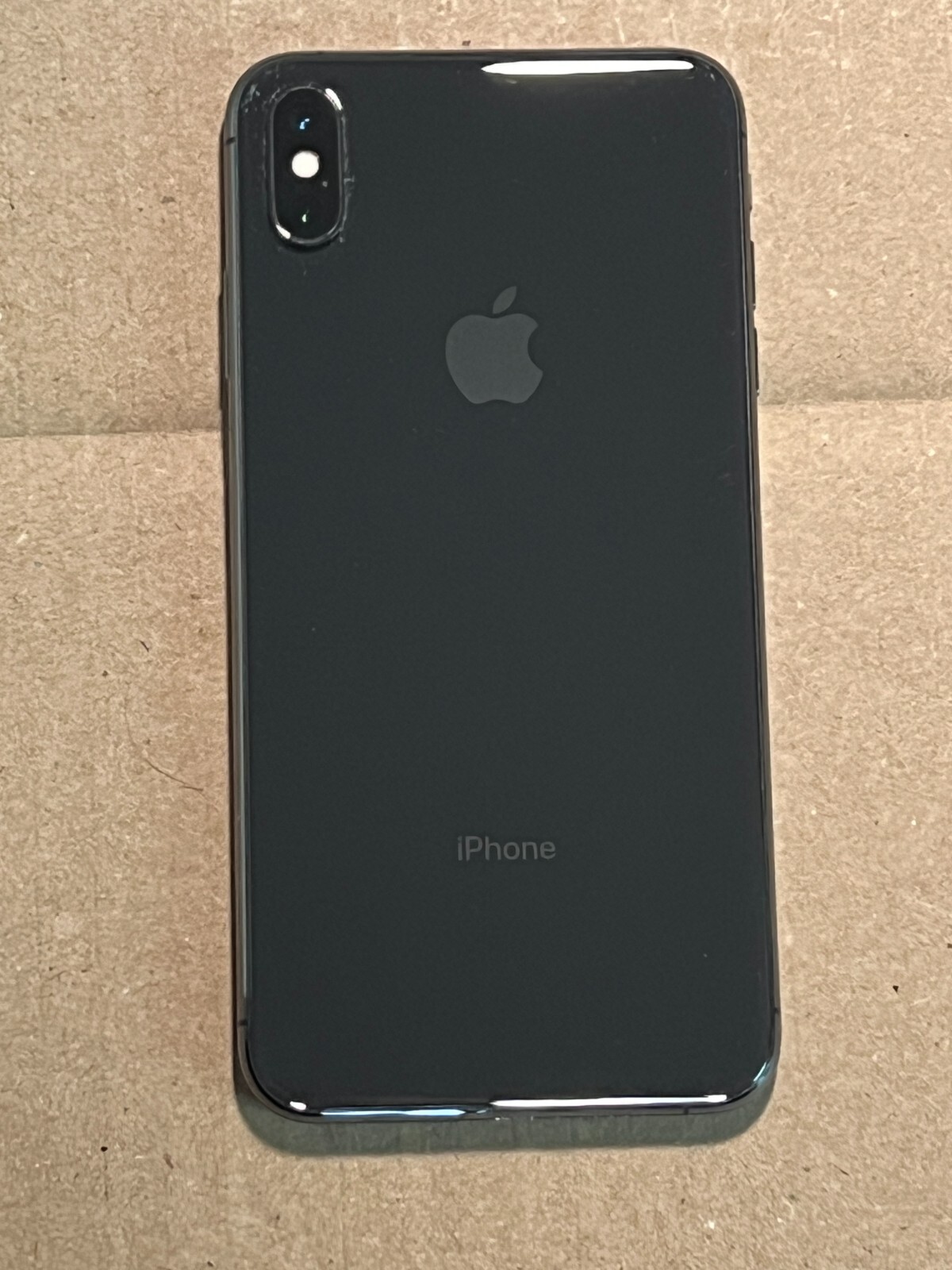 Apple iPhone XS Max – 64GB – Space Gray (Unlocked) A1921 (CDMA + GSM) READ