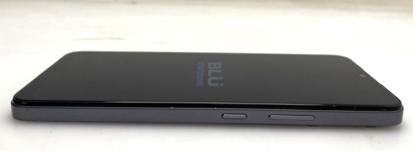 BLU View 5 B160V 64GB TracFone Locked 6.5″ Smartphone Android Dual Camera 13MP