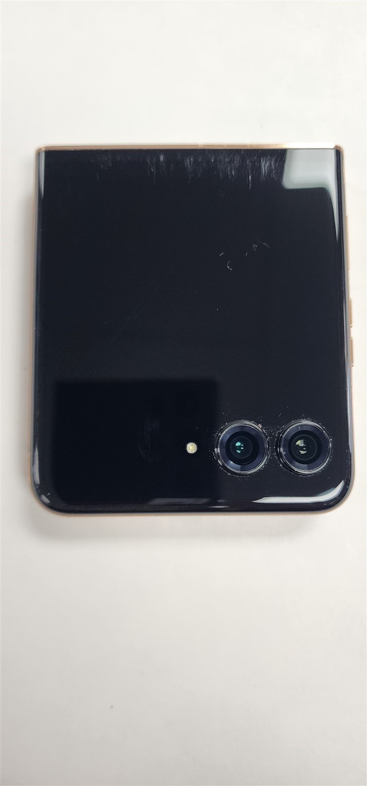 Motorola Razr Plus 2025 256GB Brown XT2557-3 (AT&T) – Fully Functional – DF7476