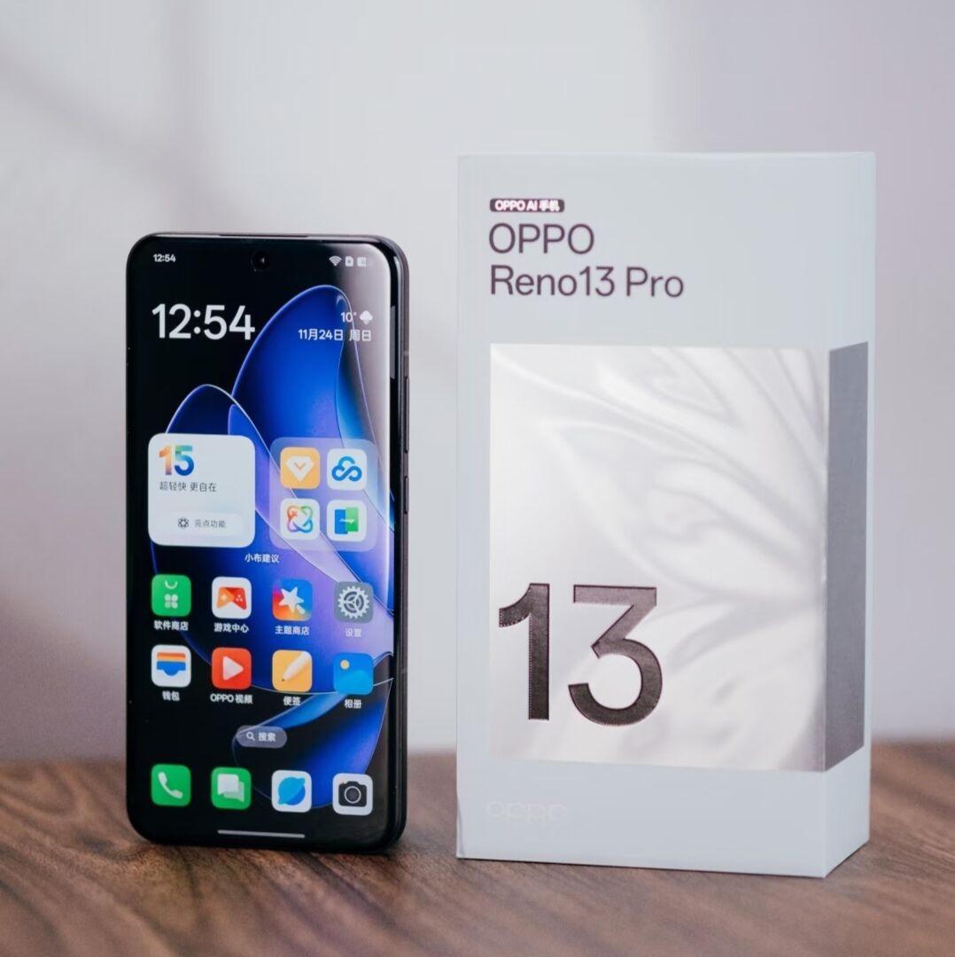 Oppo Reno13 Pro 5G 6.83″ 50MP Android 15 Google Mediatek Dimensity 8350 5600mAh