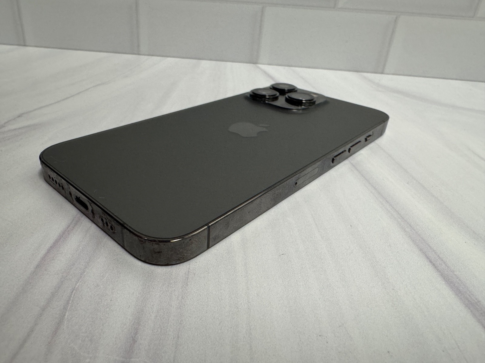 Apple iPhone 13 Pro 128GB Graphite A2483 Unlocked Cracked Screen LCD READ #10