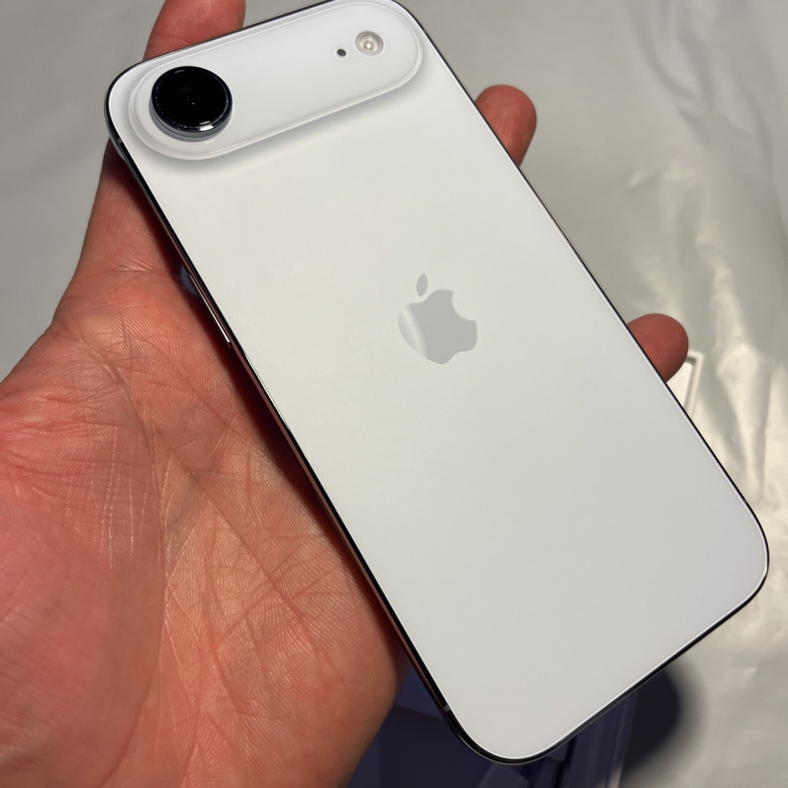Apple iPhone 17 Air – 256GB (Unlocked) In Box – Amazing Condition (#624)
