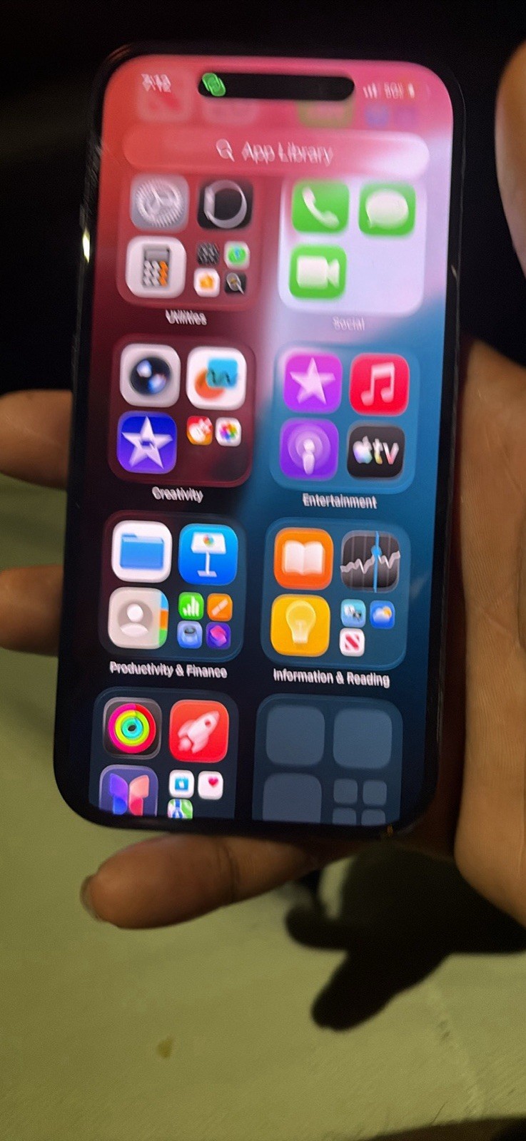 Apple iPhone Black Smartphone Wi-Fi Bluetooth iOS Bar Style Mobile Phone