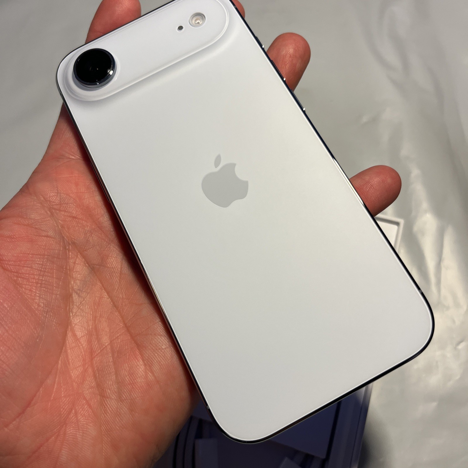Apple iPhone 17 Air – 256GB (Unlocked) In Box – Amazing Condition (#624)