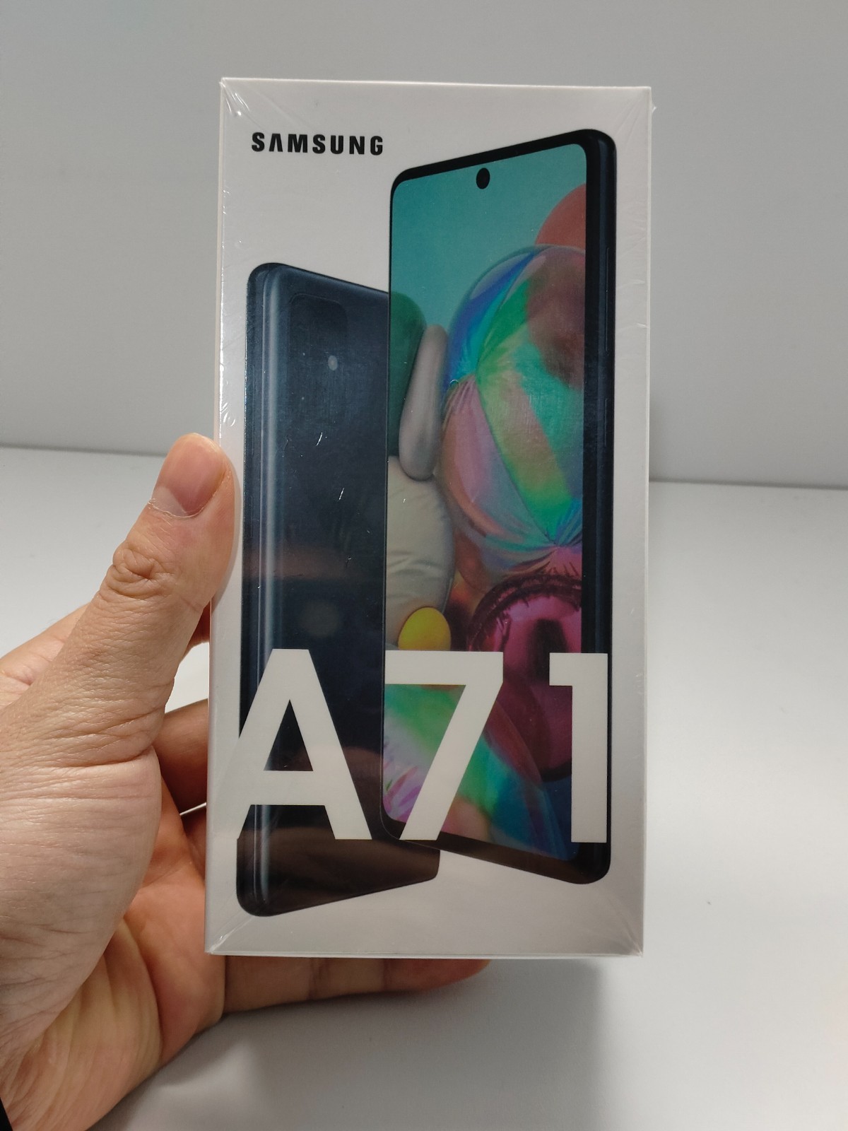 Samsung Galaxy A71(4G)128GB Dual Sim Factory UNLOCKED(any carrier)Android