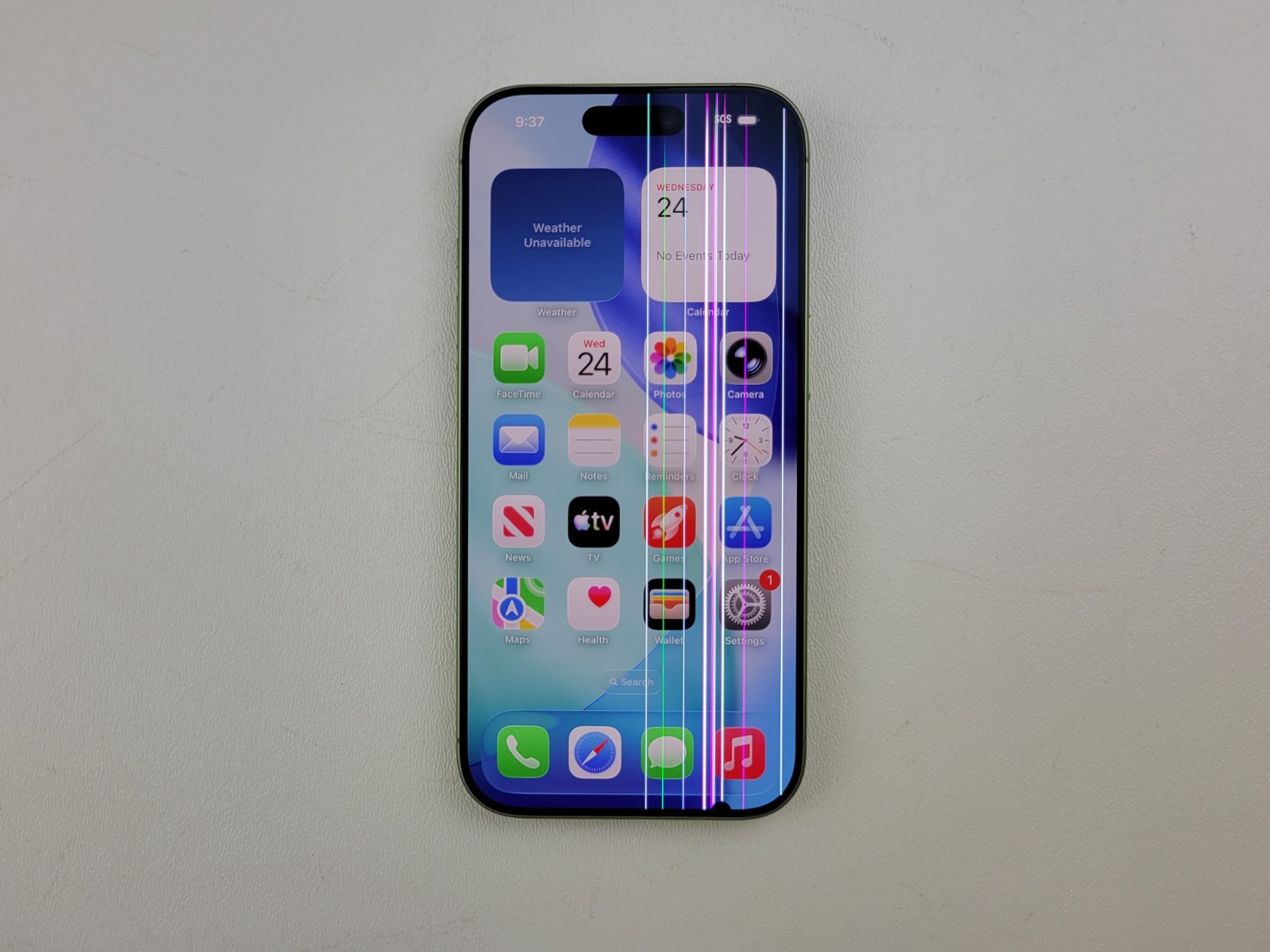 Apple iPhone 17 (A3258) 256GB – Green (Unlocked) Smartphone – *DAMAGED* – H7951