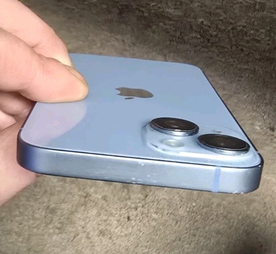 Apple iPhone 14 128 GB Blue Unlocked MPVH3LL/A *READ DETAILS* Great Phone