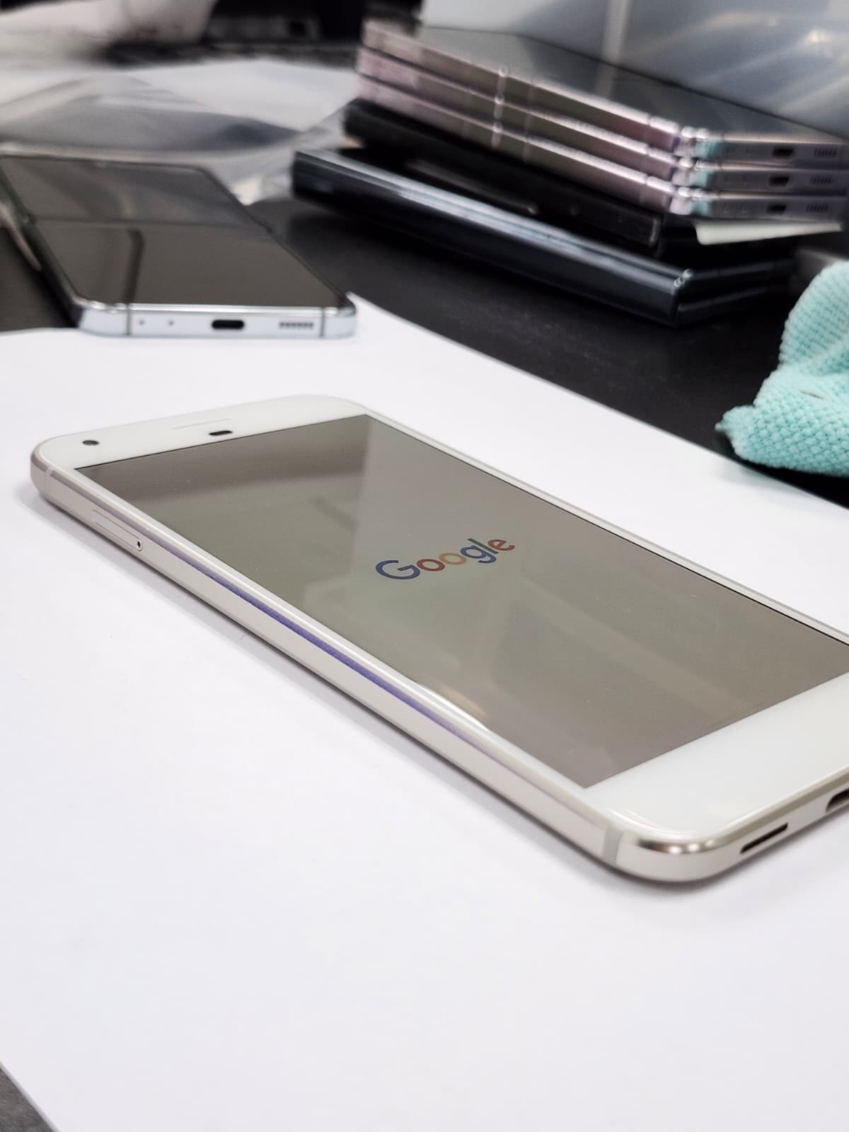 DEFECTIVE – Google Pixel XL – White – Unknown – 12788