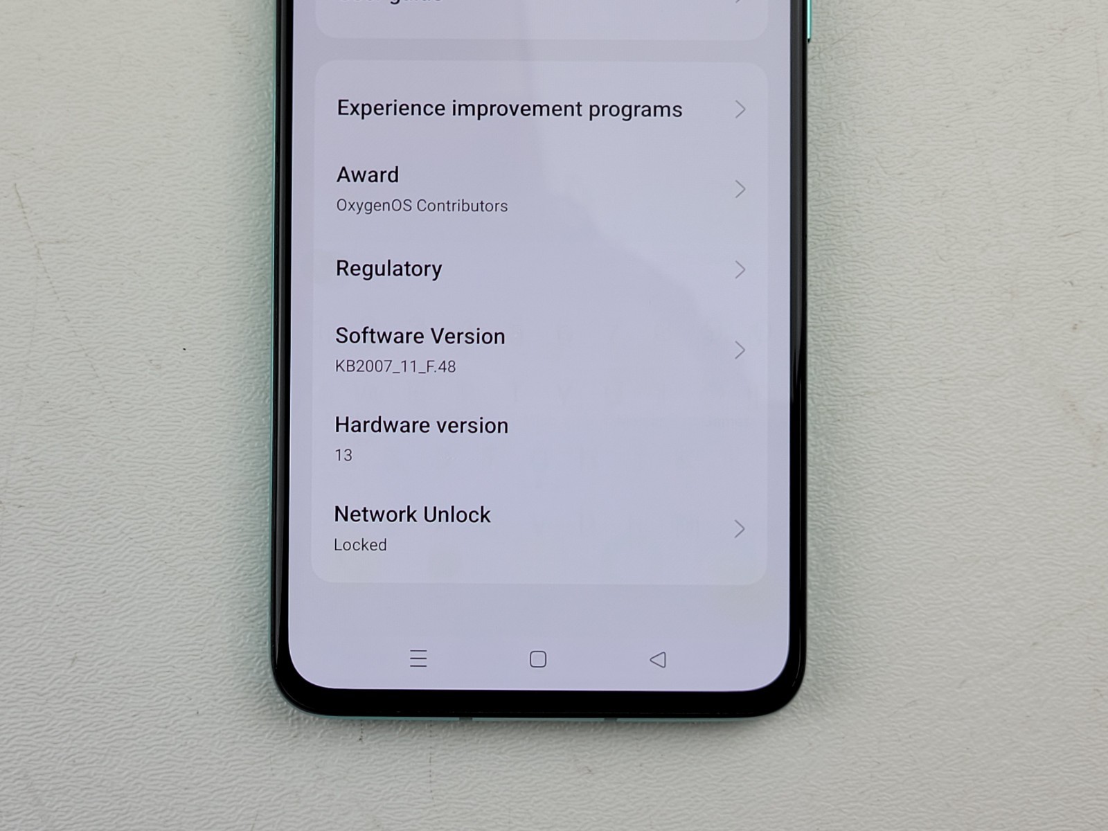 OnePlus 8T (KB2007) 256GB – Green (T-Mobile) Smartphone – SMALL ISSUE – H6443