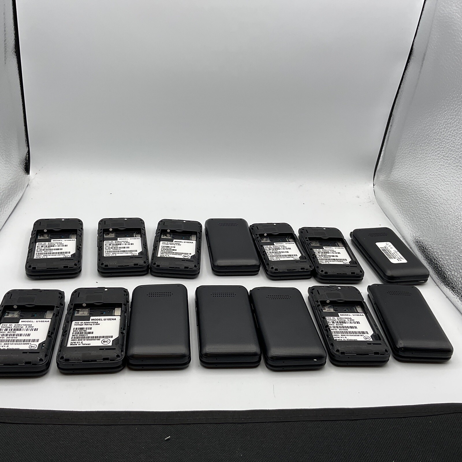 Cingular Flip IV – U102AA – 4GB – Black – (AT&T) – Flip Phone lot of 14 AG2025