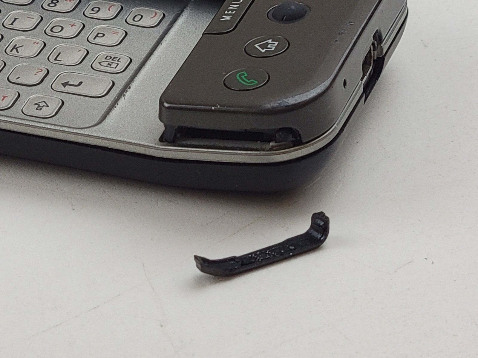 HTC Dream Google G1 (DREA100) 128MB (T-Mobile) Black Android Smartphone – J7193