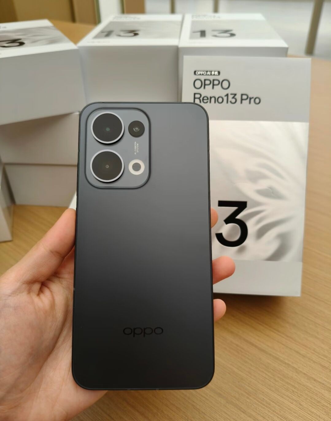 Oppo Reno13 Pro 5G 6.83″ 50MP Android 15 Google Mediatek Dimensity 8350 5600mAh